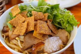 Tạp chí nước ngoài chọn 10 món Việt Nam du khách nhất định phải thử