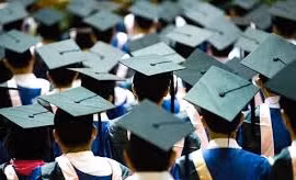 Thiếu tiến sĩ và nỗi lo chất lượng