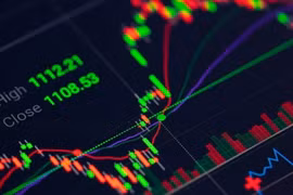 Lập 6 trang web để lừa đảo kinh doanh chứng khoán