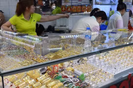 Giá vàng hôm nay, 27-7: Đảo chiều bật tăng rất mạnh