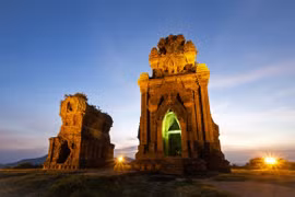 Bình Định đưa di sản Champa thành sản phẩm du lịch hút khách