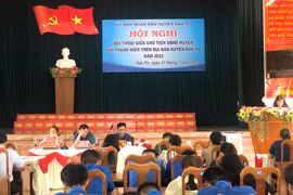 Chủ tịch UBND huyện Đak Pơ đối thoại với thanh niên