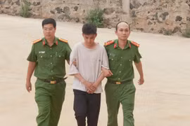 Gã trai có "biệt tài" chiếm đoạt mã OTP và số điện thoại để lừa đảo