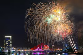 Đà Nẵng: Cầu Rồng dừng phun lửa, nước trong Lễ hội pháo hoa Quốc tế 