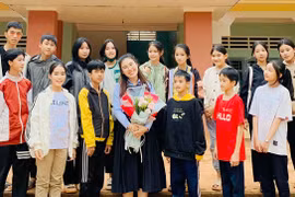 Tình nguyện mở lớp tiếng Anh miễn phí cho thiếu nhi vùng khó