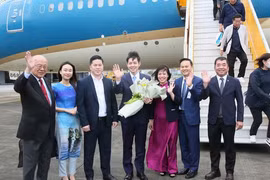 Chuyến bay đầu tiên đưa khách Nhật Bản từ Hokkaido đến sân bay Vân Đồn