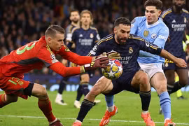 Gục ngã ở loạt 11 m, Man City thành cựu vương Champions League