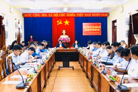 Bộ trưởng Bộ Ngoại giao Bùi Thanh Sơn làm việc với UBND tỉnh Kon Tum