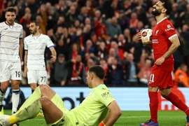 Liverpool thua sốc Atalanta, bóng đá Anh choáng váng với Europa League