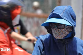 Nắng nóng diện rộng xuất hiện trên cả nước trong dịp cuối tuần