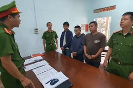 Cháu kéo nhóm côn đồ đến 'xử' cậu ruột