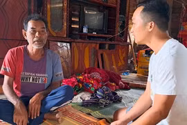 Những nốt trầm nơi đại ngàn - Kỳ 3: Giá đắt của sự đua đòi