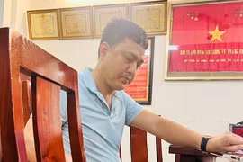 Phút đối diện, đưa ba lô chứa 14 tỷ cho kẻ bắt cóc để cứu con trai