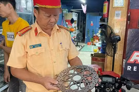 Đà Nẵng: Đột kích 2 lò độ chế xe máy, thu giữ hàng ngàn phụ tùng