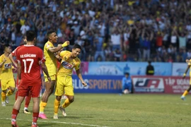 V-League 2023, Thanh Hóa FC 3-2 Viettel FC: Đội bóng đầu bảng lội ngược dòng thành công 