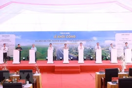 Thủ tướng dự Lễ khởi công đường bộ cao tốc Tuyên Quang-Hà Giang 