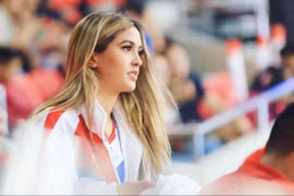 Hot girl thu hút sự chú ý ở SEA Games 32 