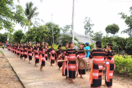 Cồng chiêng nữ khẳng định vị thế