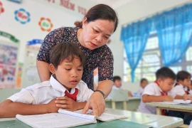 Cô giáo Phan Thị Khánh: Tận tâm, sáng tạo vì học trò