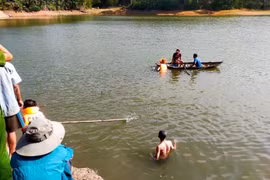 Quảng Ngãi: 1 học sinh trượt chân xuống đập tử vong khi xem câu cá