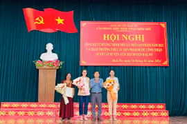 Đak Pơ trao chứng nhận cho 6 sản phẩm OCOP cấp huyện năm 2023