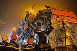 Lại xảy ra tai nạn giao thông đặc biệt nghiêm trọng tại Núi Thành (Quảng Nam), 3 người tử vong 