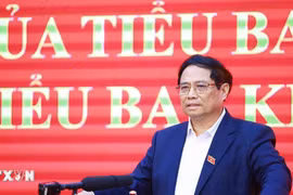 Thủ tướng dự buổi làm việc giữa Tổ Biên tập Tiểu ban Văn kiện và Tiểu ban KT-XH