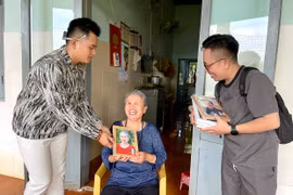 Niềm vui từ “Tấm ảnh yêu thương”