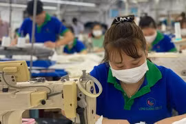 Tăng lương để sống và tạo động lực