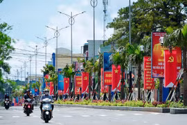 Để truyền thống tiếp nối vẻ vang trong hiện thực rỡ ràng, sinh động 