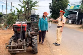 Cần sớm có giải pháp thay thế xe công nông