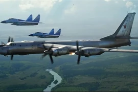 9 oanh tạc cơ Tu-95MS của Nga cất cánh, Ukraine báo động khẩn