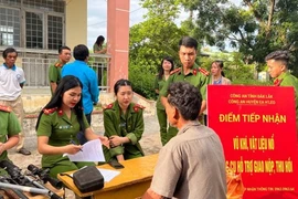 Đắk Lắk: Thu nhận hơn 300 khẩu súng khi vừa phát động 'Đổi gạo lấy vũ khí'