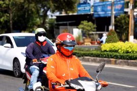 Nhiều khu vực có nắng nóng gay gắt, Trung và Nam Bộ đề phòng mưa đá