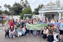 10 nữ họa sĩ Việt Nam được mời tham dự triển lãm và trưng bày tác phẩm tại Sangkring Art Space Gallery 