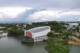 Công an điều tra vụ "Biến "đất vàng" công viên thành đất… tư" 