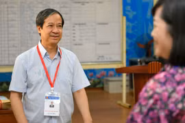 Lọt đề thi cả 2 môn, Bộ trưởng GD-ĐT ra công điện khẩn