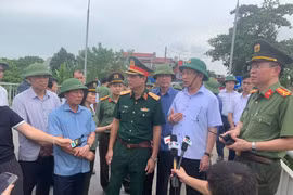 Vụ sập cầu Phong Châu: Xác định có 8 phương tiện gặp nạn và nguyên nhân ban đầu