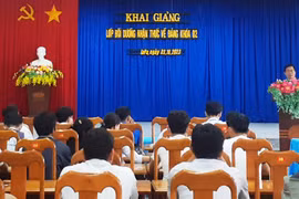 Ia Pa bồi dưỡng nhận thức về Đảng cho 54 quần chúng ưu tú