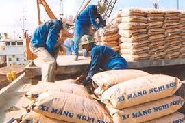 Xuất khẩu xi măng và clinker giảm cả về lượng và trị giá