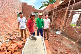 Quan tâm tạo việc làm cho đồng bào dân tộc thiểu số