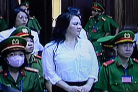 Phiên tòa thức tỉnh