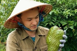 Chàng trai Đắk Lắk là gương thanh niên kinh doanh giỏi, được nhận giải thưởng Lương Định Của