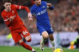 Liverpool 'nghiền nát' Chelsea với 2 kỷ lục