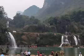 Khuyến cáo du khách lựa chọn thời gian khi tham quan thác Bản Giốc