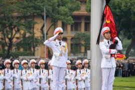 Lễ thượng cờ theo nghi thức Quốc tang ở Quảng trường Ba Đình