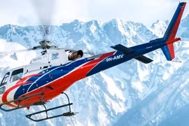 Trực thăng chở 6 người mất tích ở Nepal