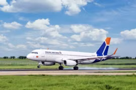 44 khách phải rời khỏi máy bay Pacific Airlines vì quá nóng