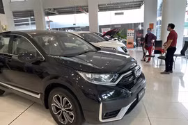 Đại lý xe, khách hàng đón tin vui khi chính thức giảm lệ phí trước bạ