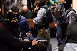 Khủng bố ở Nga: 3/4 nghi phạm xả súng 'đã nhận tội'